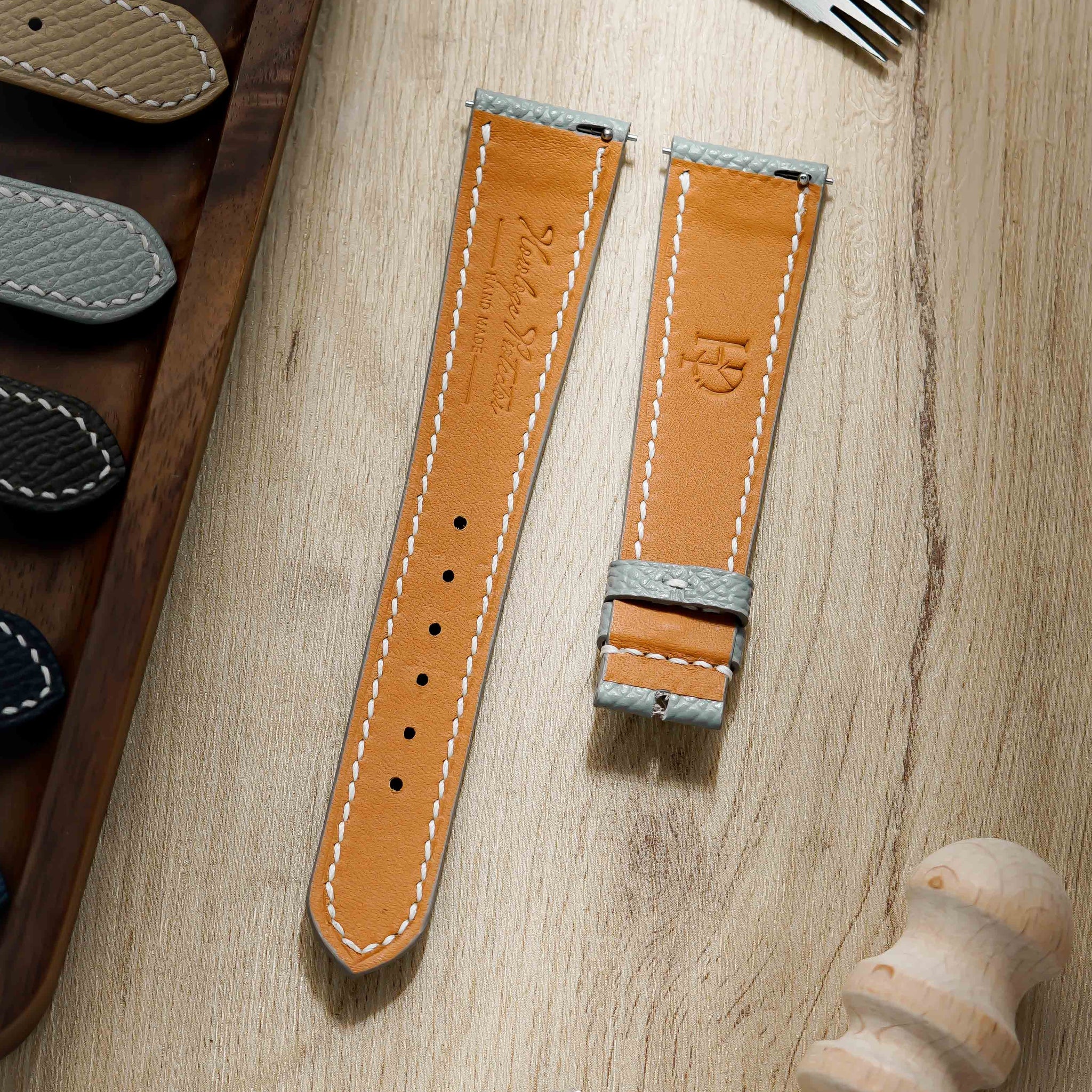 Hand made epsom leather strap in Gris Mouette