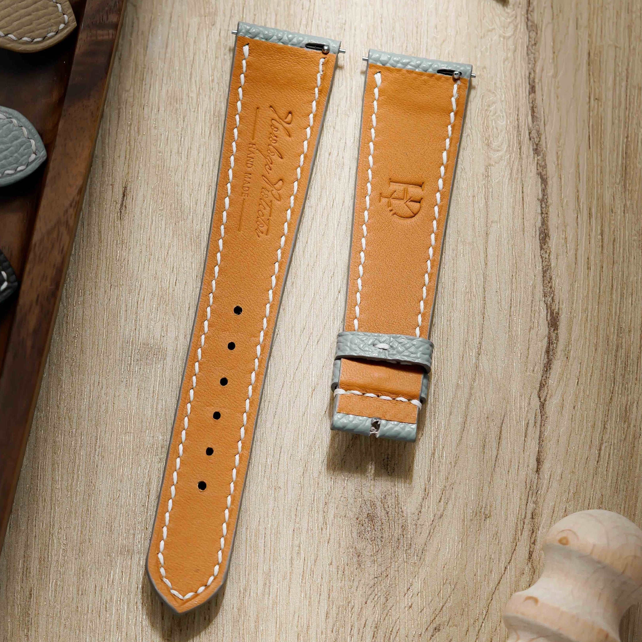 Hand made epsom leather strap in Gris Mouette