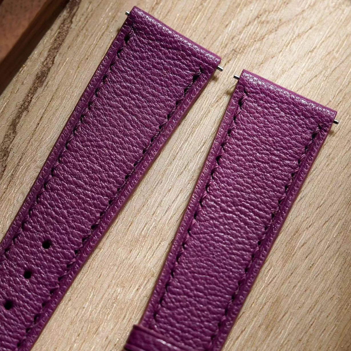 Hand made goatskin leather strap in Anemone