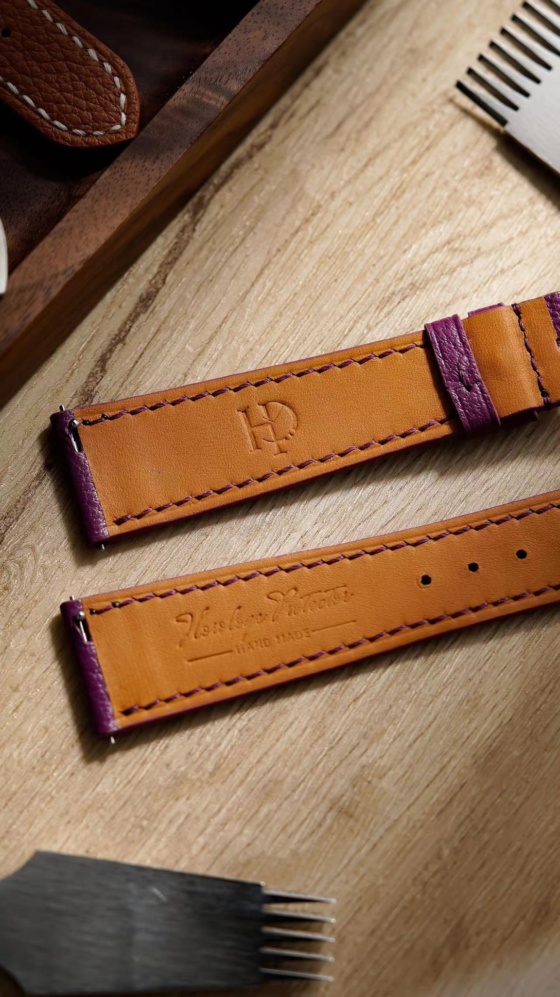 Hand made goatskin leather strap in Anemone